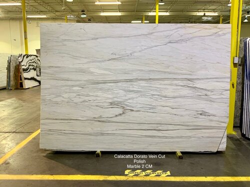 Calacatta Dorato Vein Cut