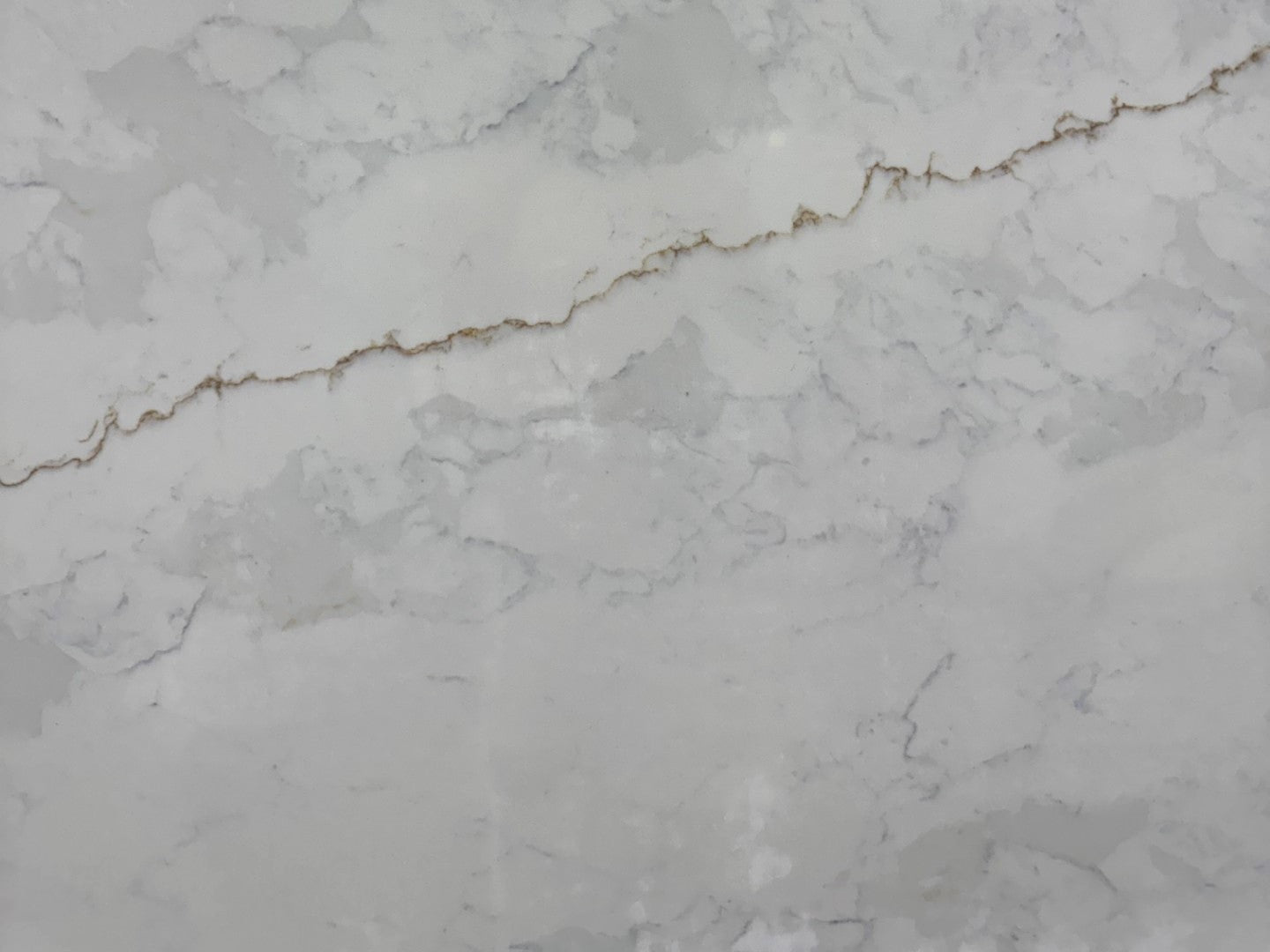 Ravenna 906 Quartz
