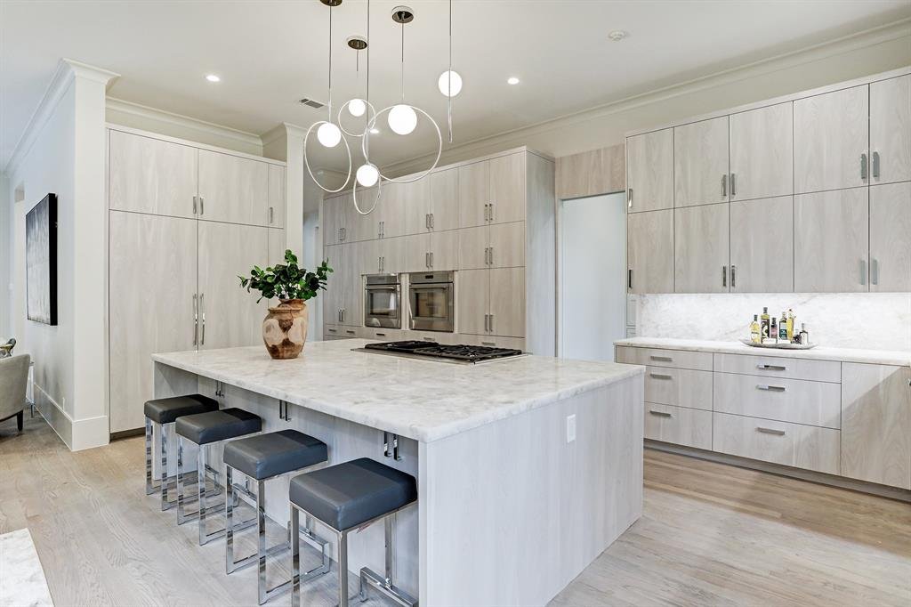 White Kitchen Design Ideas