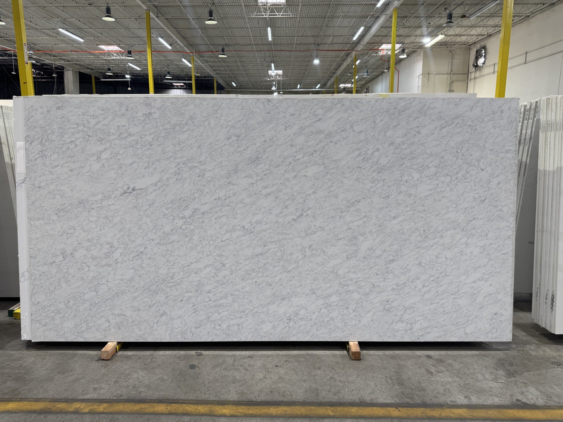 Carrara 9889* Quartz