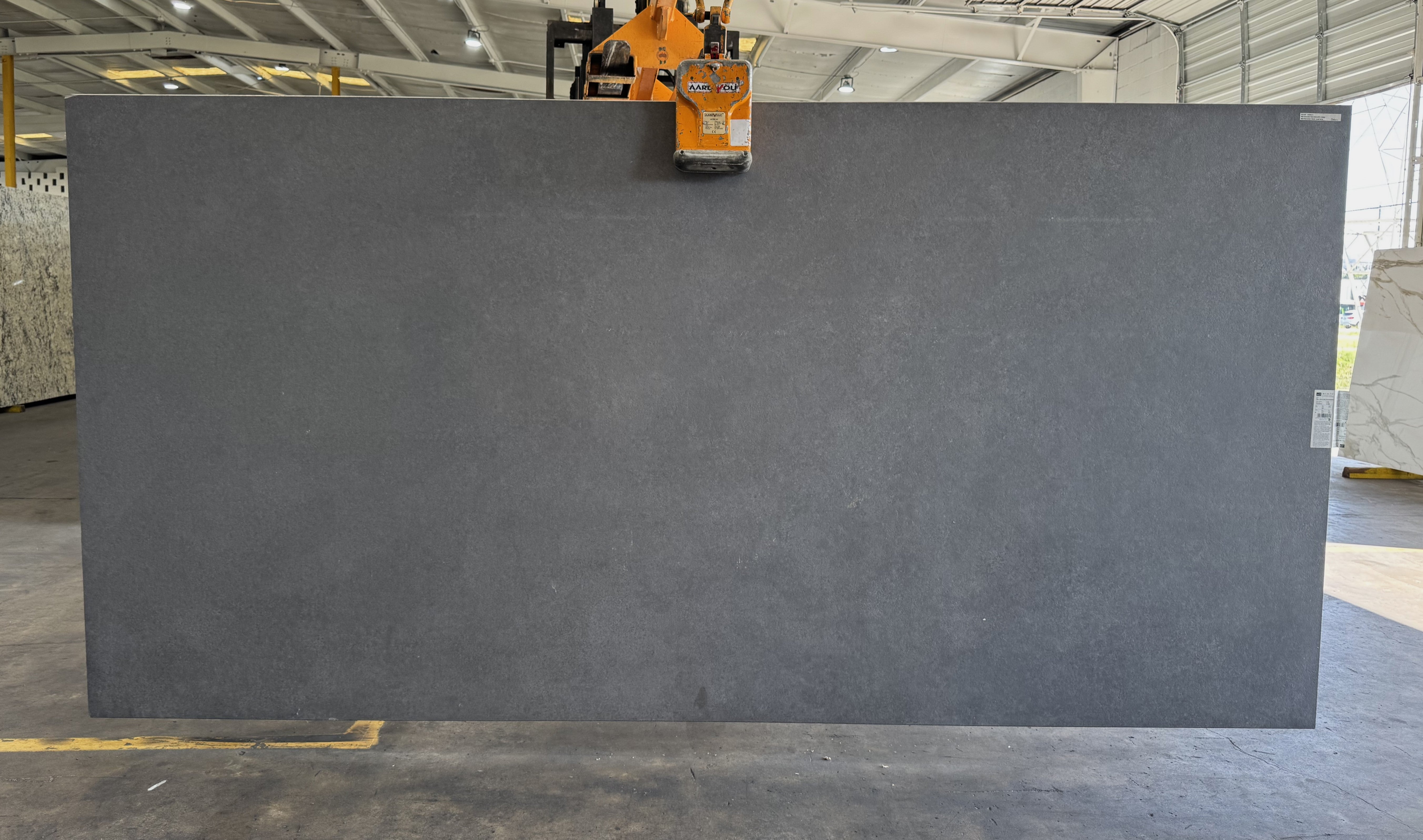 "BM Concrete Dark CE03"